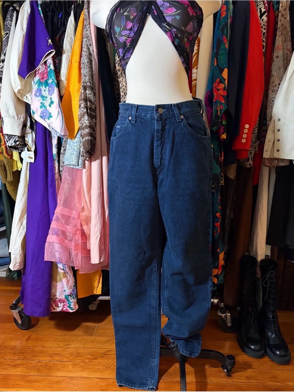 Vintage 90’s Lee Jeams ~ Dark Wash Denim
